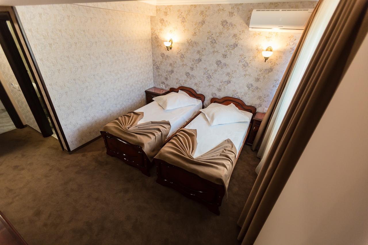 Express Residence Брэила Экстерьер фото