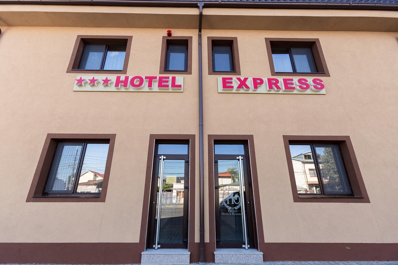 Express Residence Брэила Экстерьер фото